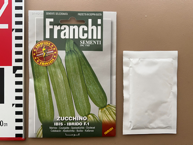 Franchi sementi ZUCCHINO IBIS IBRIDO F.1 フランキセメンティ アイビス ハイブリッド